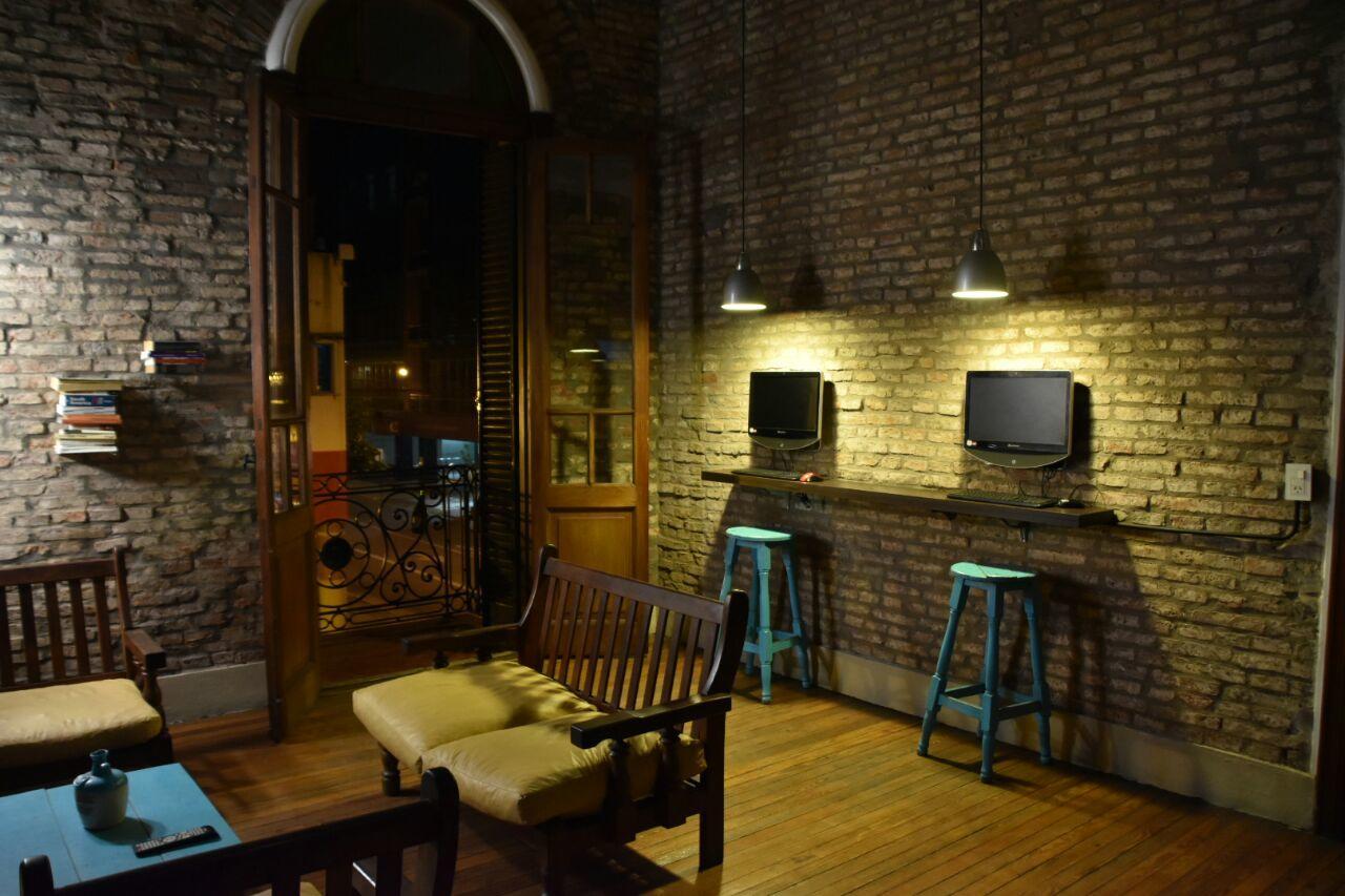 La Casa De Arriba Hostel Росарио Экстерьер фото