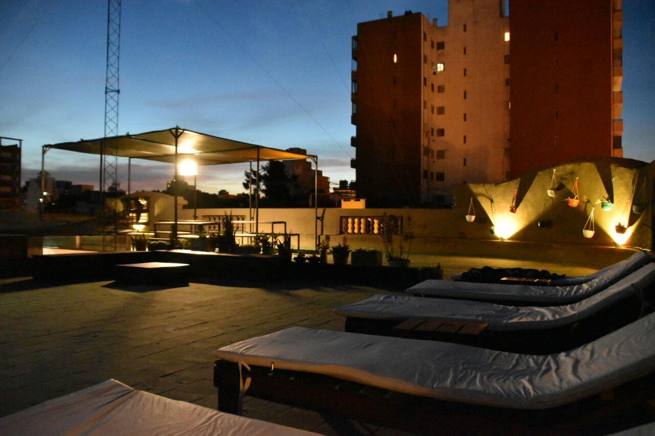 La Casa De Arriba Hostel Росарио Экстерьер фото